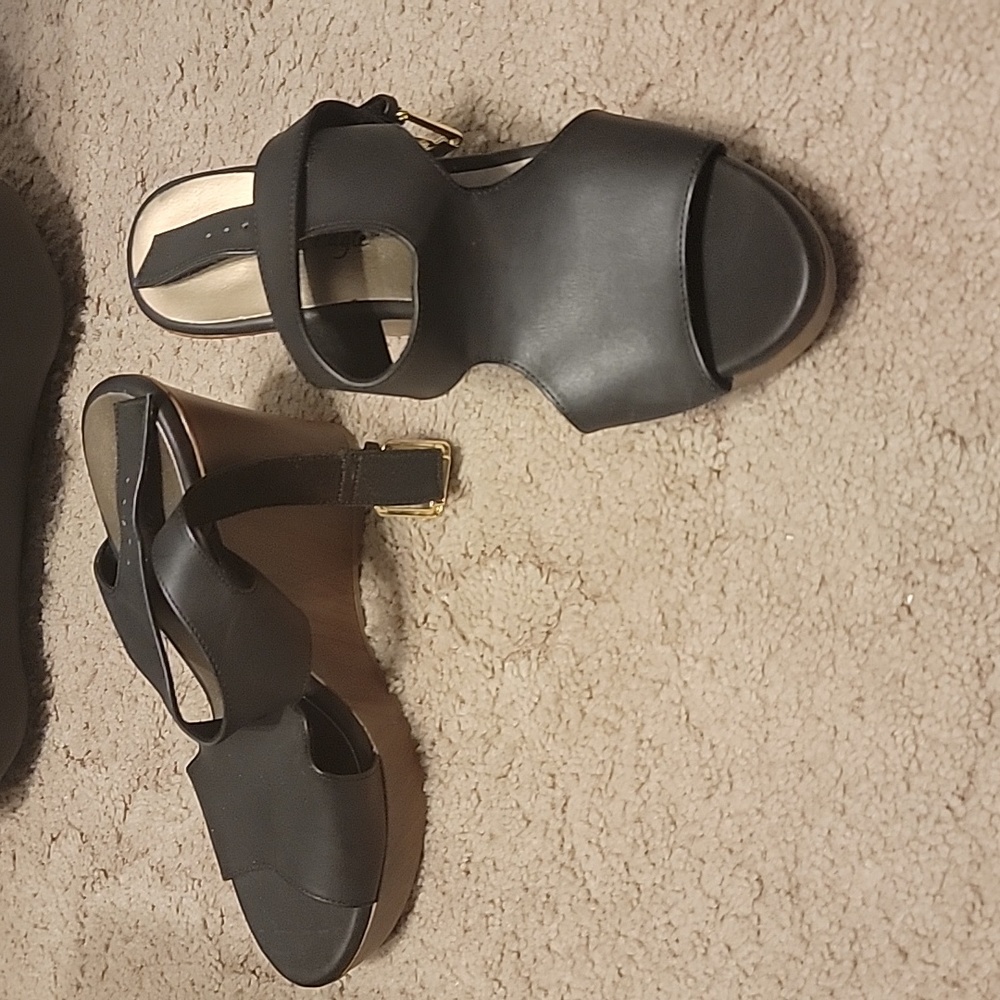 American Eagle wedges